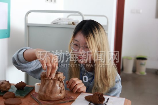 华北理工大学：“非遗进校园”让学生感受陶艺文化